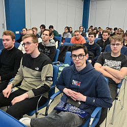 В РТУ МИРЭА состоялась встреча студентов с представителями АО «НПО «КИС»