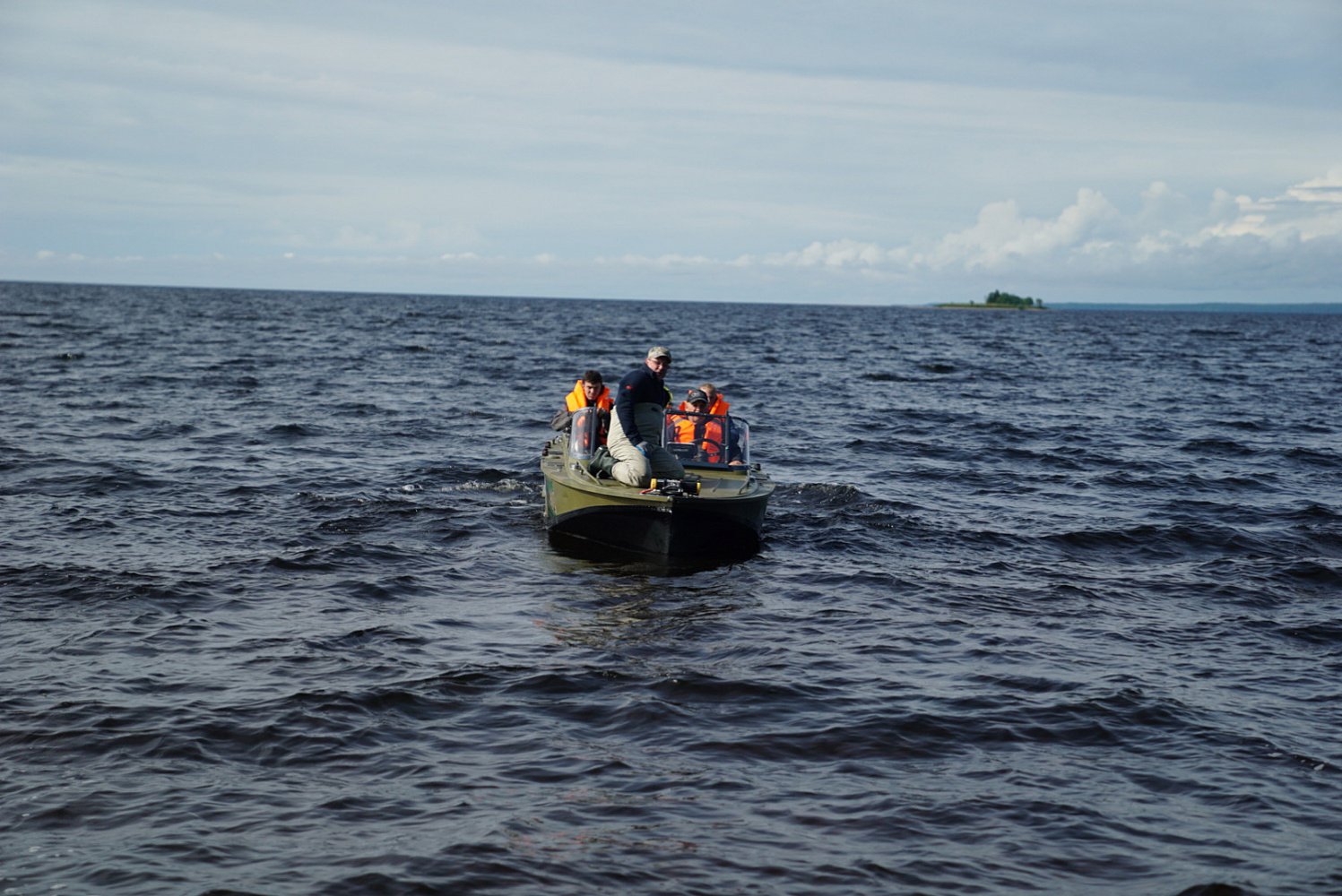 остров сосновец в белом море