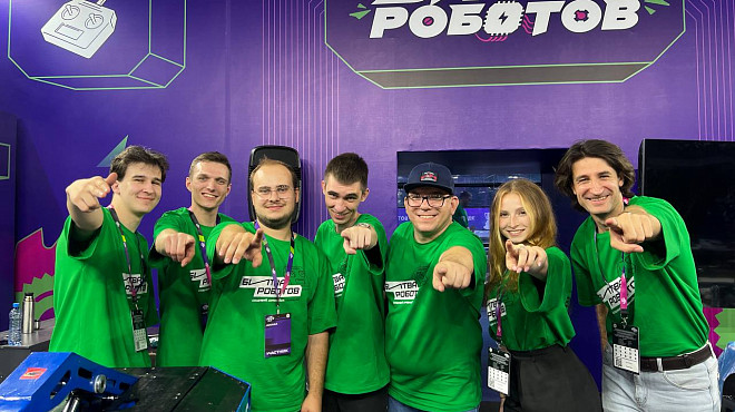 Команды РТУ МИРЭА на VK Fest 2025