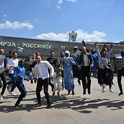 В Институте международного образования состоялось вручение сертификатов выпускникам подготовительного отделения для иностранных граждан